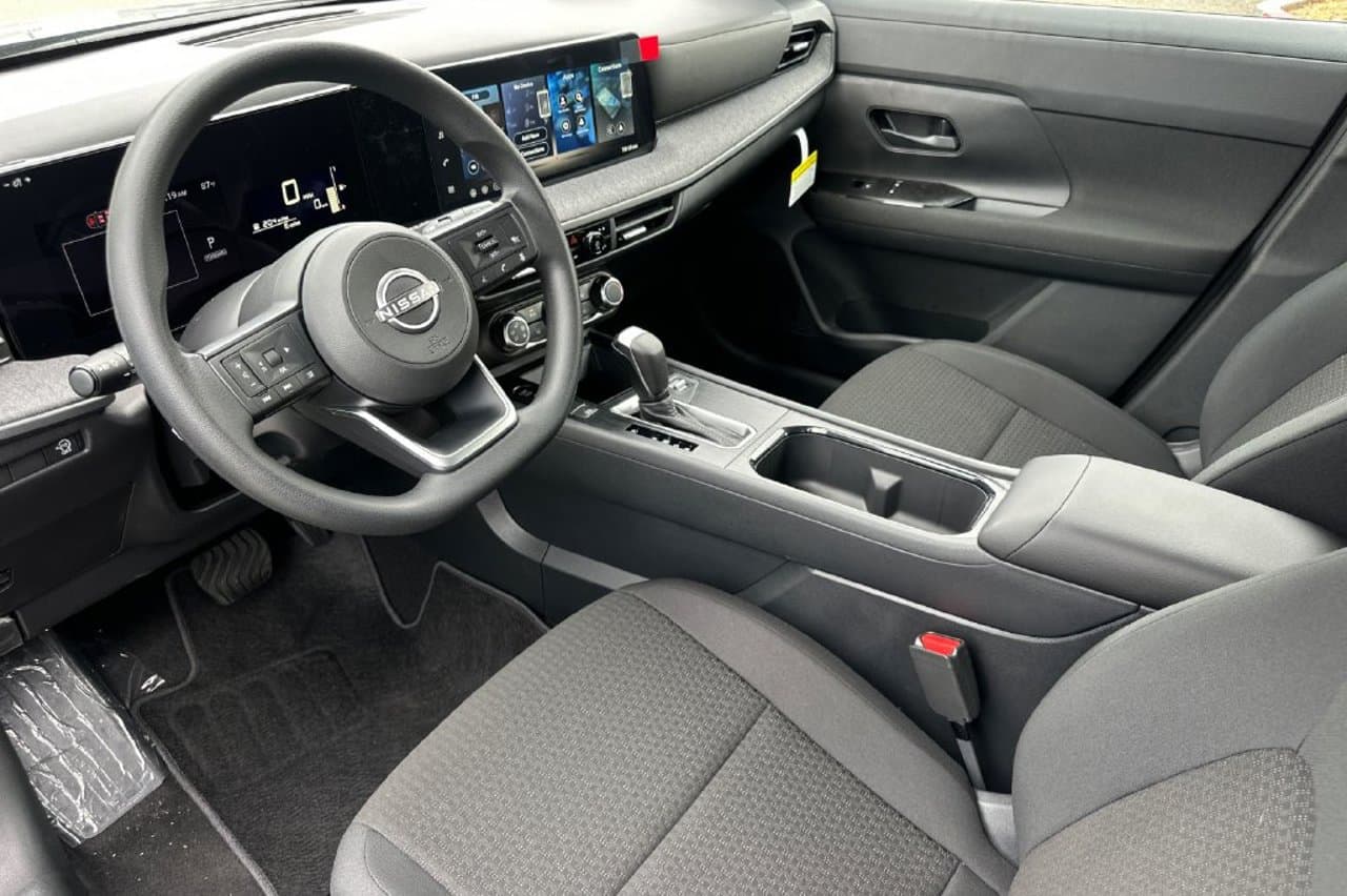 2027 Nissan Kicks S 8