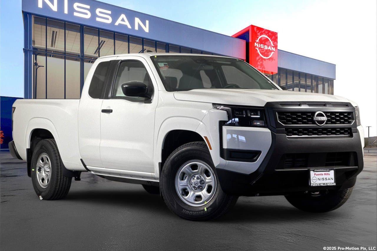 2026 Nissan Frontier S 23