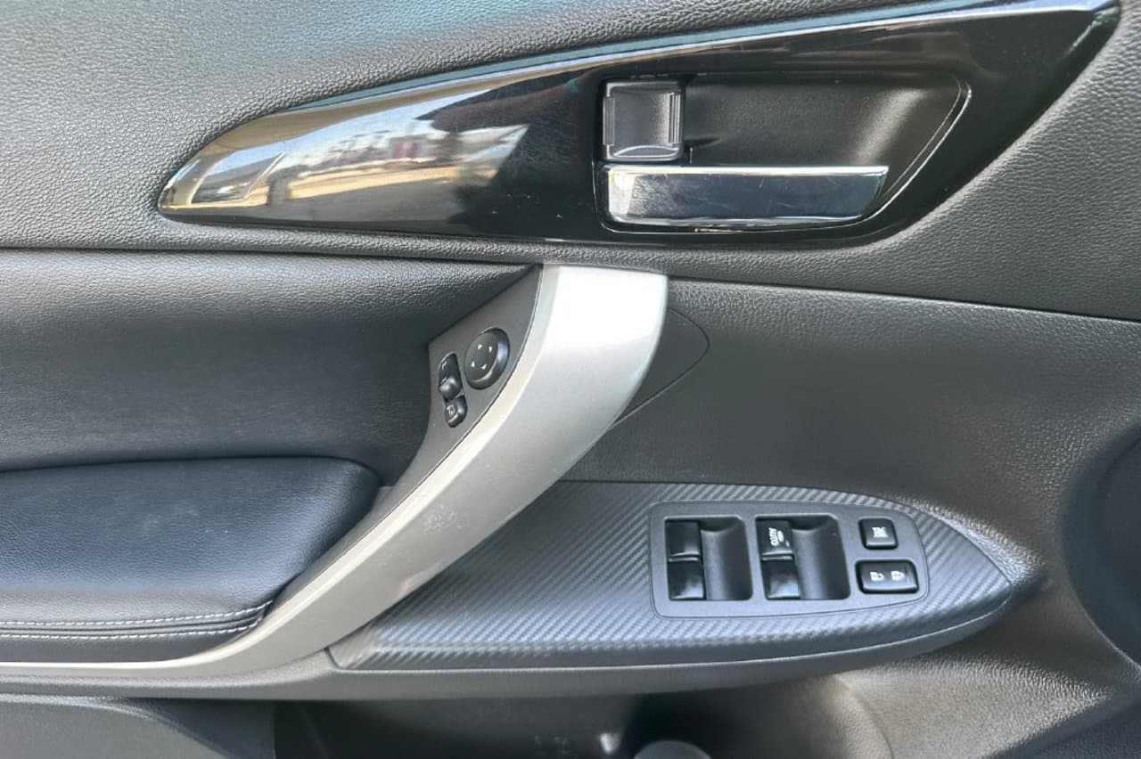2025 Mitsubishi Eclipse Cross 9