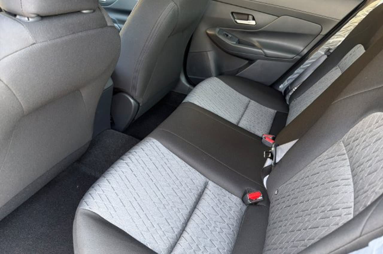 2027 Nissan Sentra SV 9