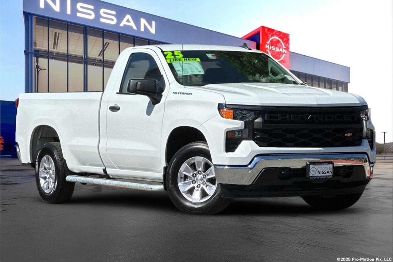 2025 Chevrolet Silverado 1500 Work Truck 2