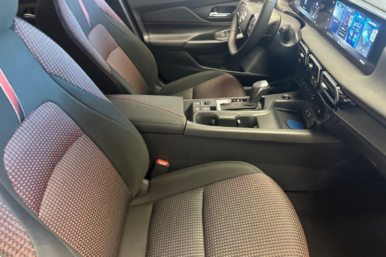 2027 Nissan Sentra SR 12