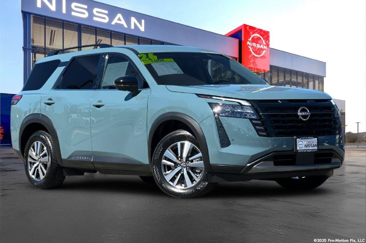 2026 Nissan Pathfinder SL 1