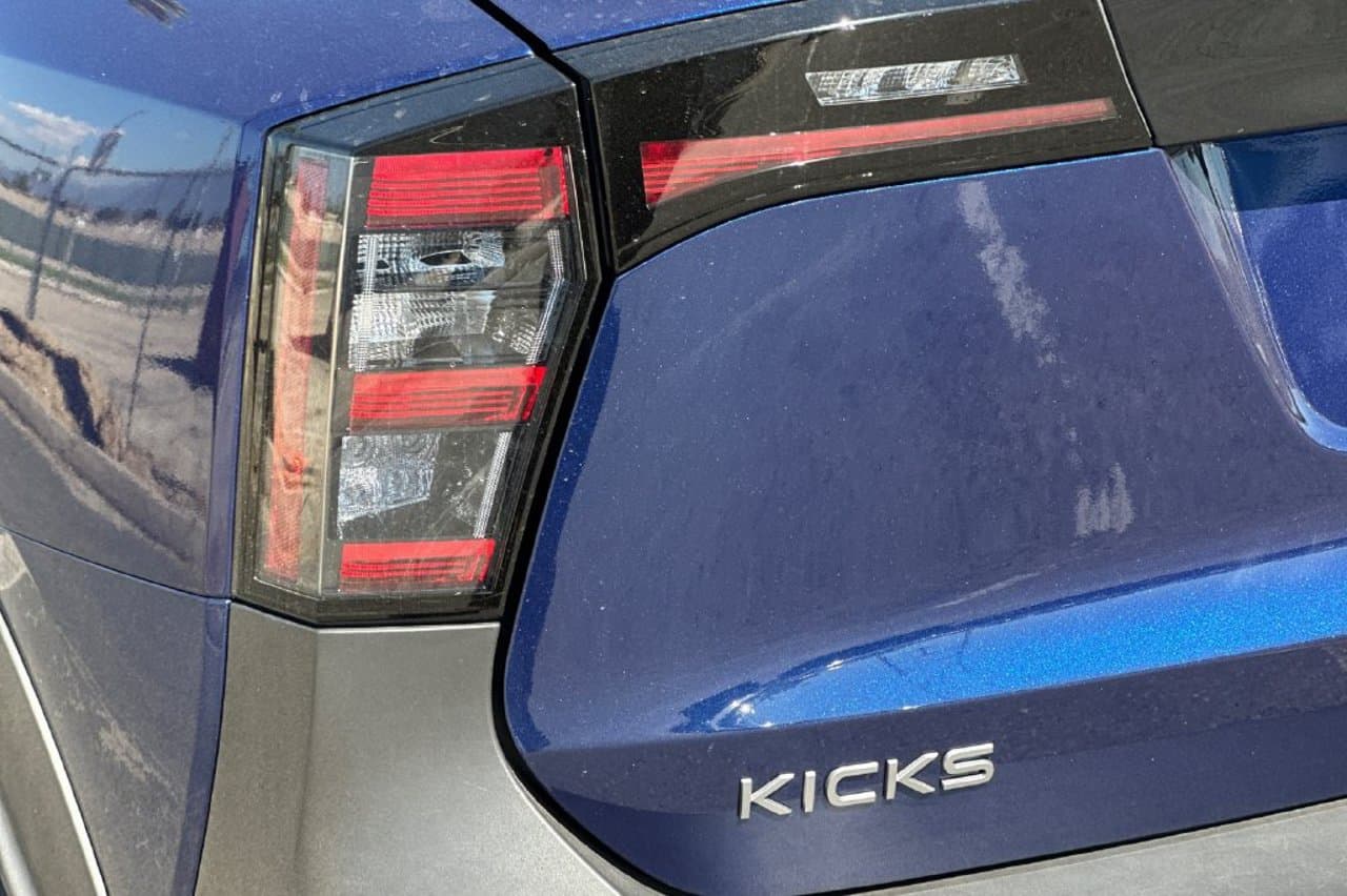 2026 Nissan Kicks SV 20