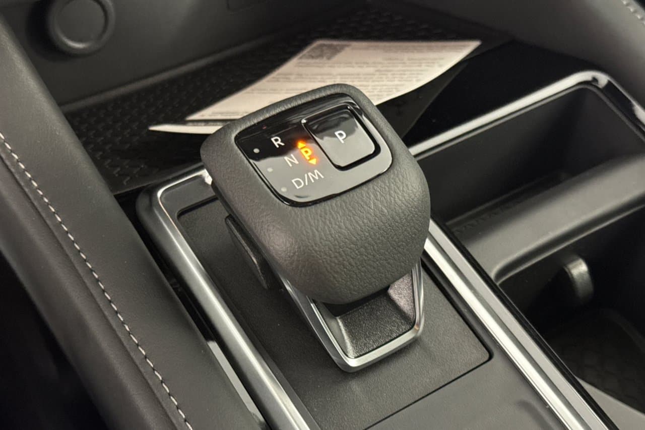 2026 Nissan Pathfinder SV 19