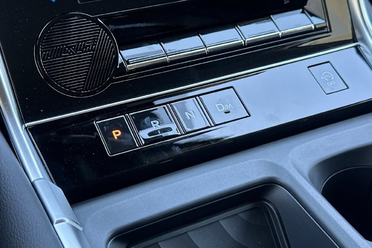 2026 Nissan Armada SV 19
