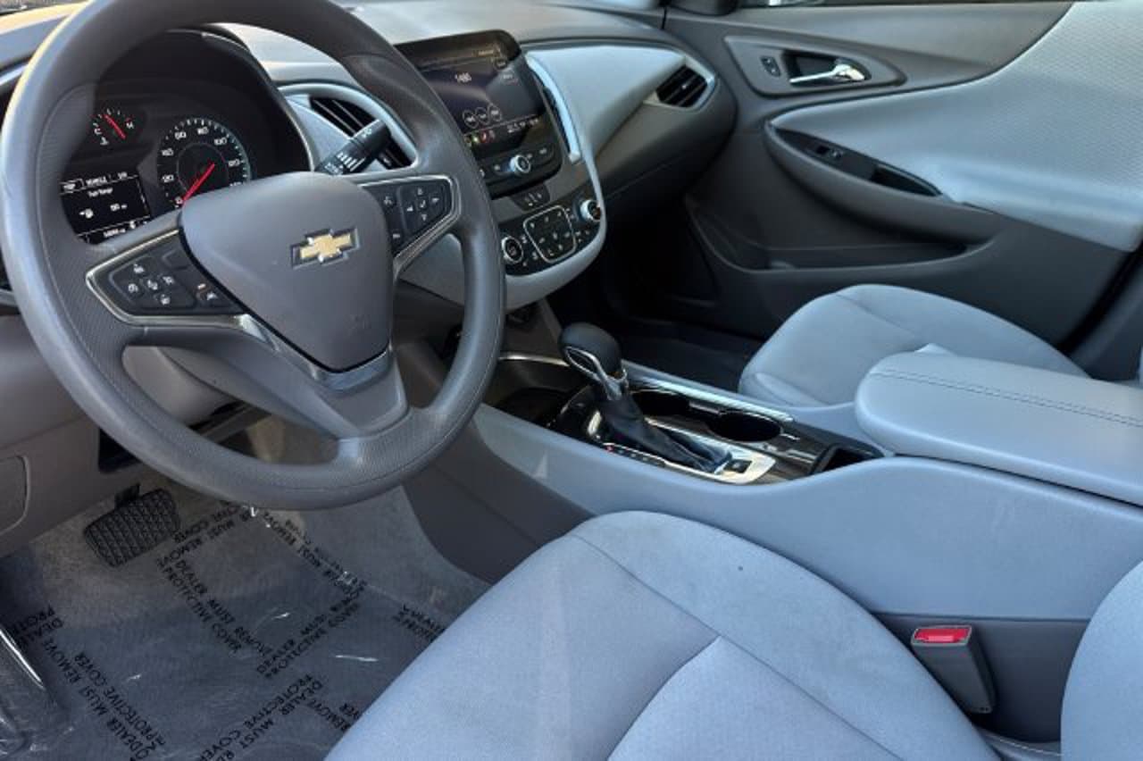 2024 Chevrolet Malibu LT 8