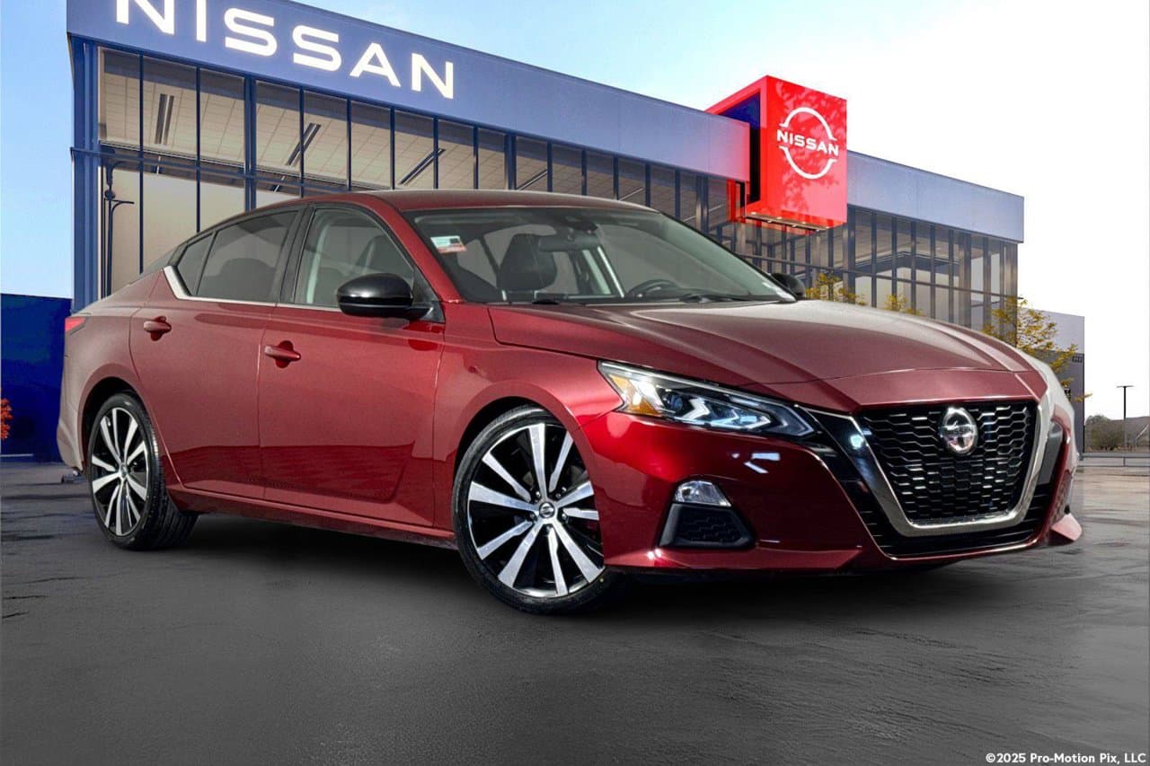 2020 Nissan Altima 2.5 SR 1