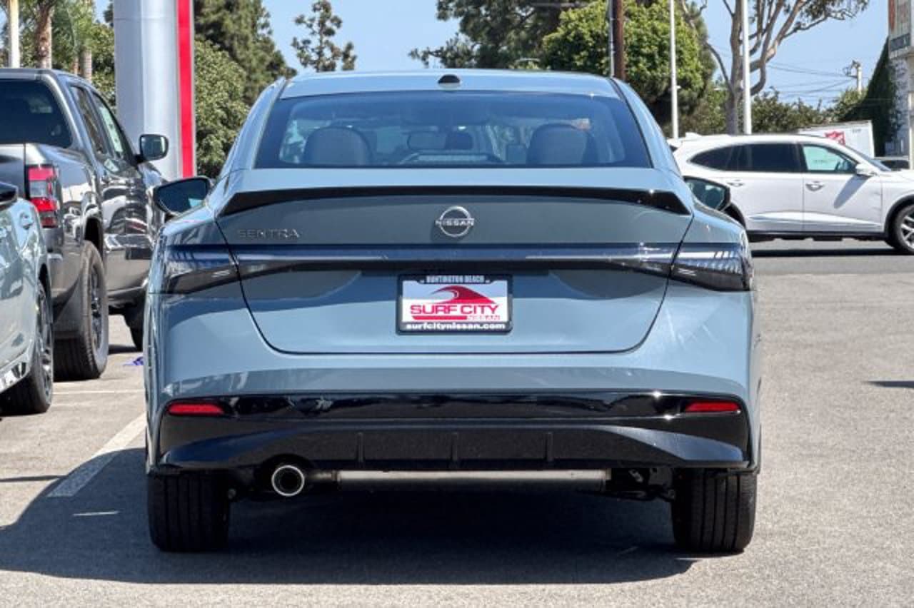 2027 Nissan Sentra SR 4