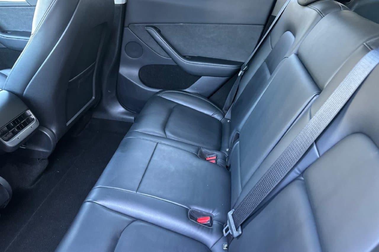 2023 Tesla Model Y Long Range 10