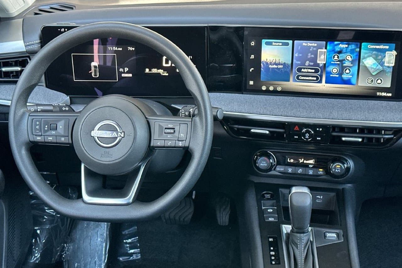 2026 Nissan Kicks SV 11