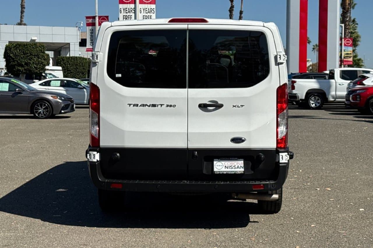2024 Ford Transit Passenger Wagon XLT 5