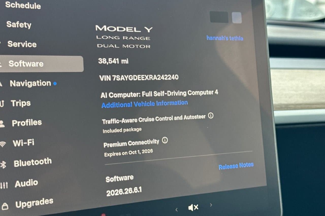 2024 Tesla Model Y Long Range 20