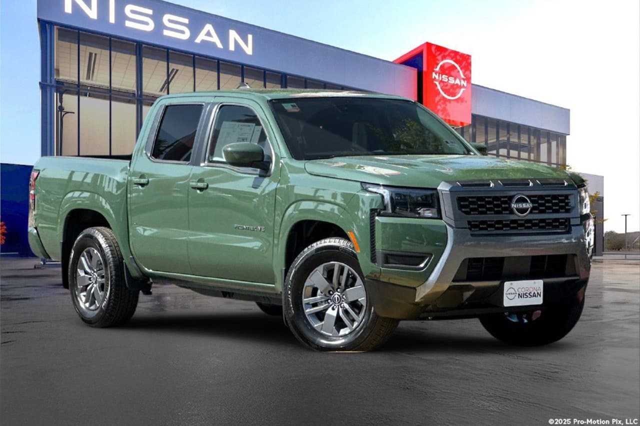2027 Nissan Frontier SV 2