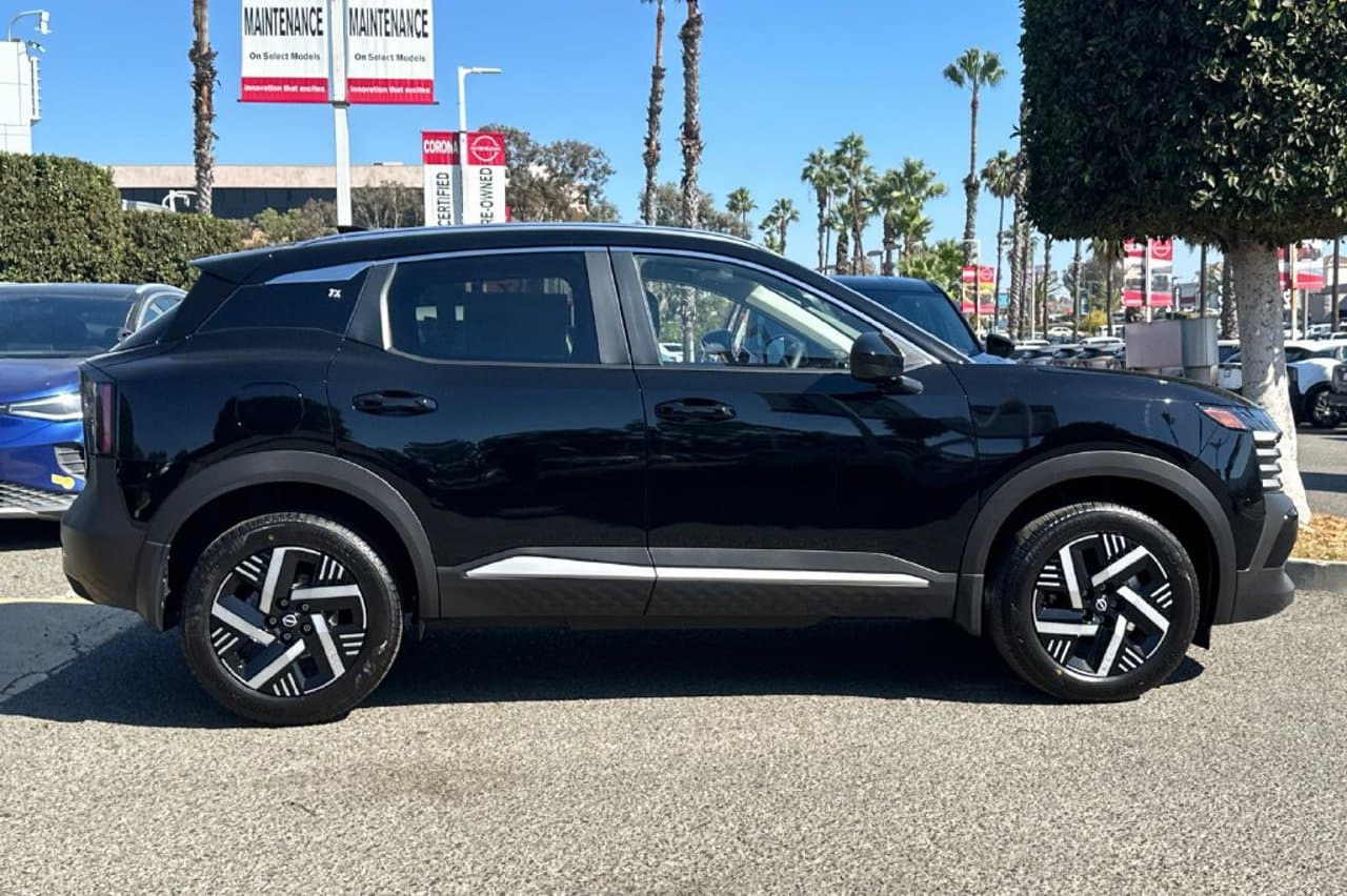 2027 Nissan Kicks SV 3