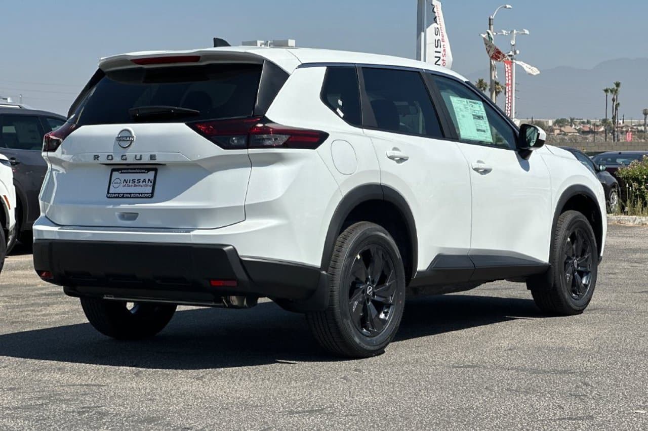 2026 Nissan Rogue SV 25