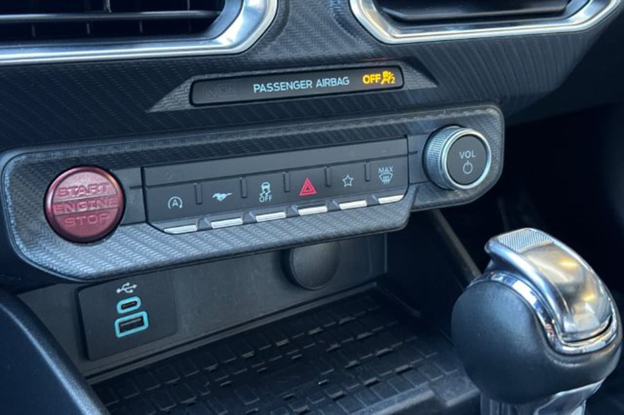 2024 Ford Mustang EcoBoost Premium 17