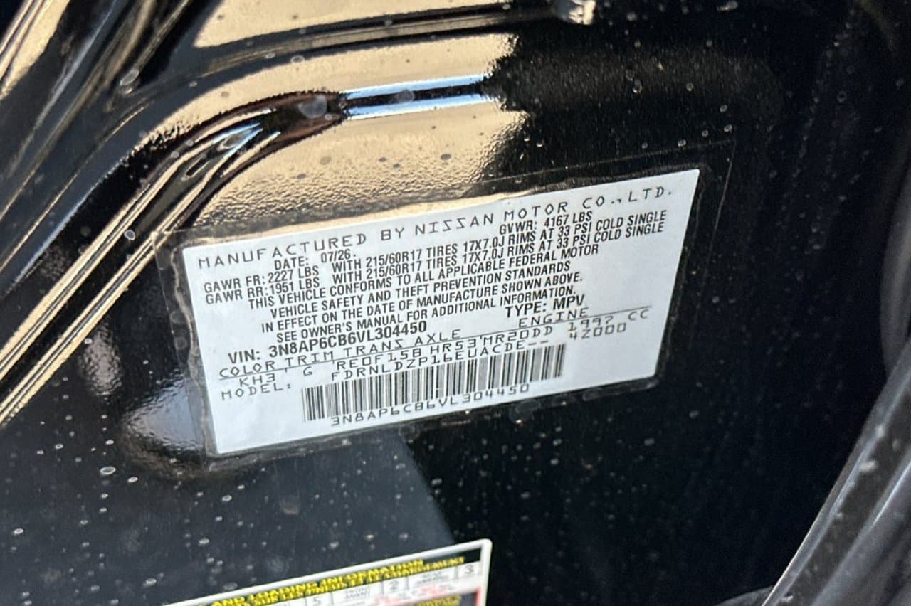 2027 Nissan Kicks SV 22