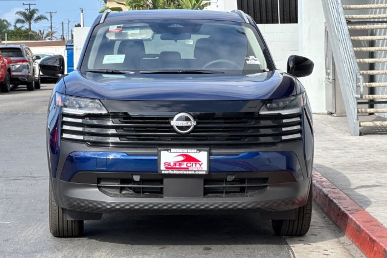 2027 Nissan Kicks SV 6
