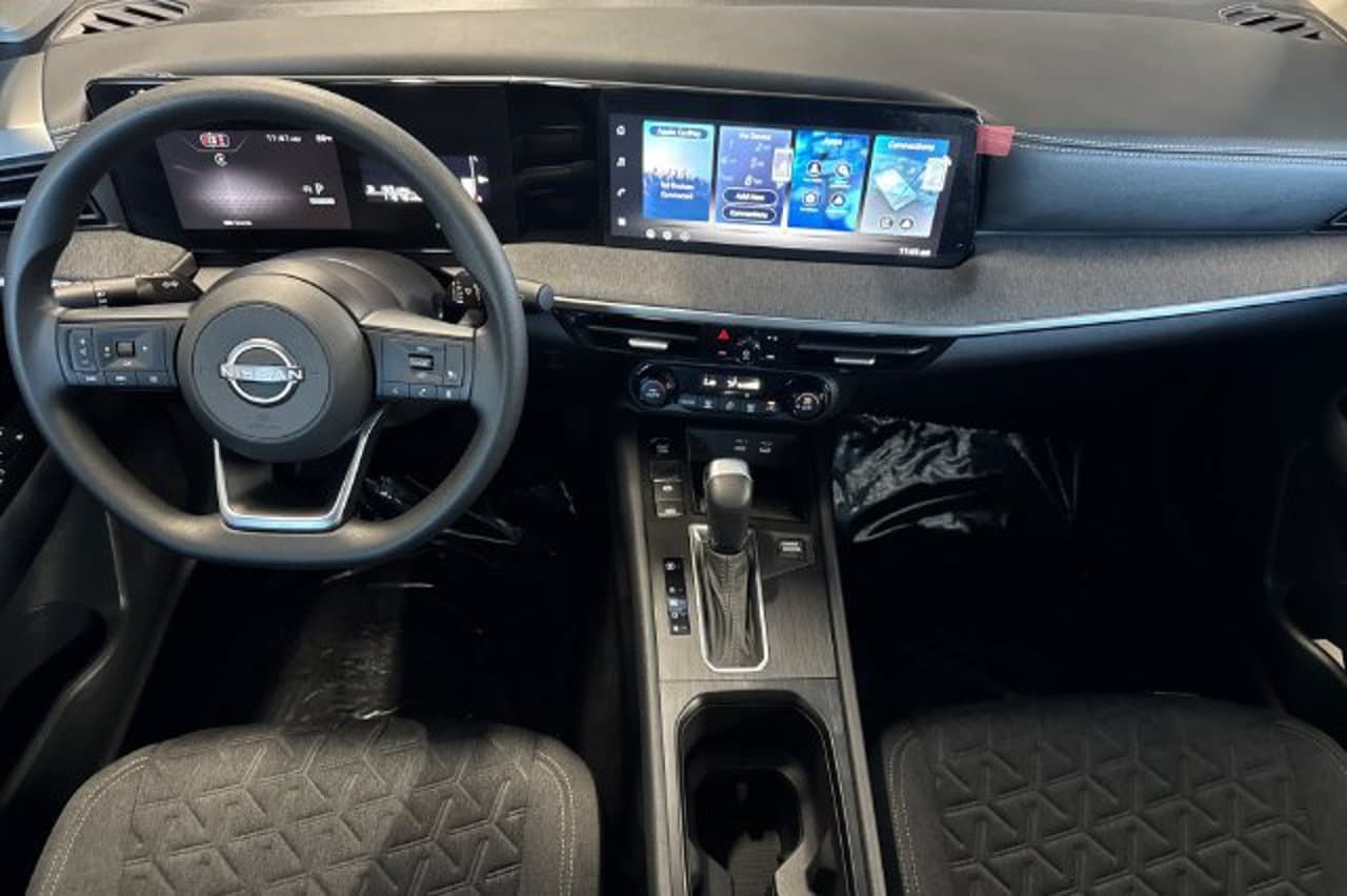 2026 Nissan Kicks SV 11