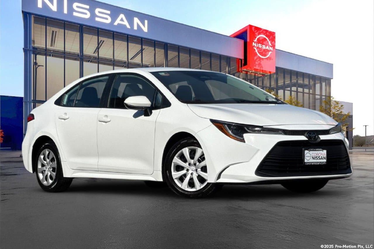 2024 Toyota Corolla LE 1