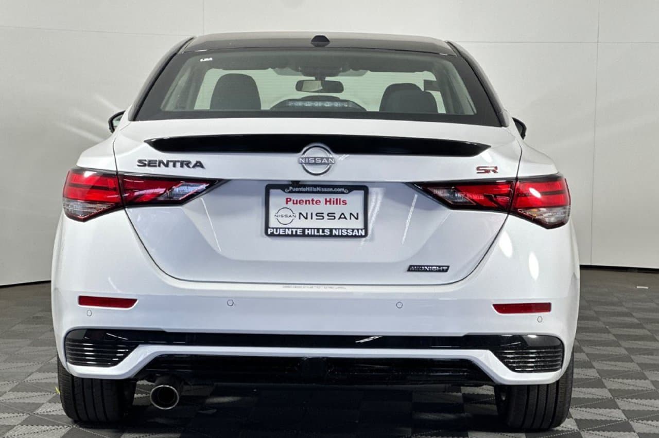 2025 Nissan Sentra SR 4