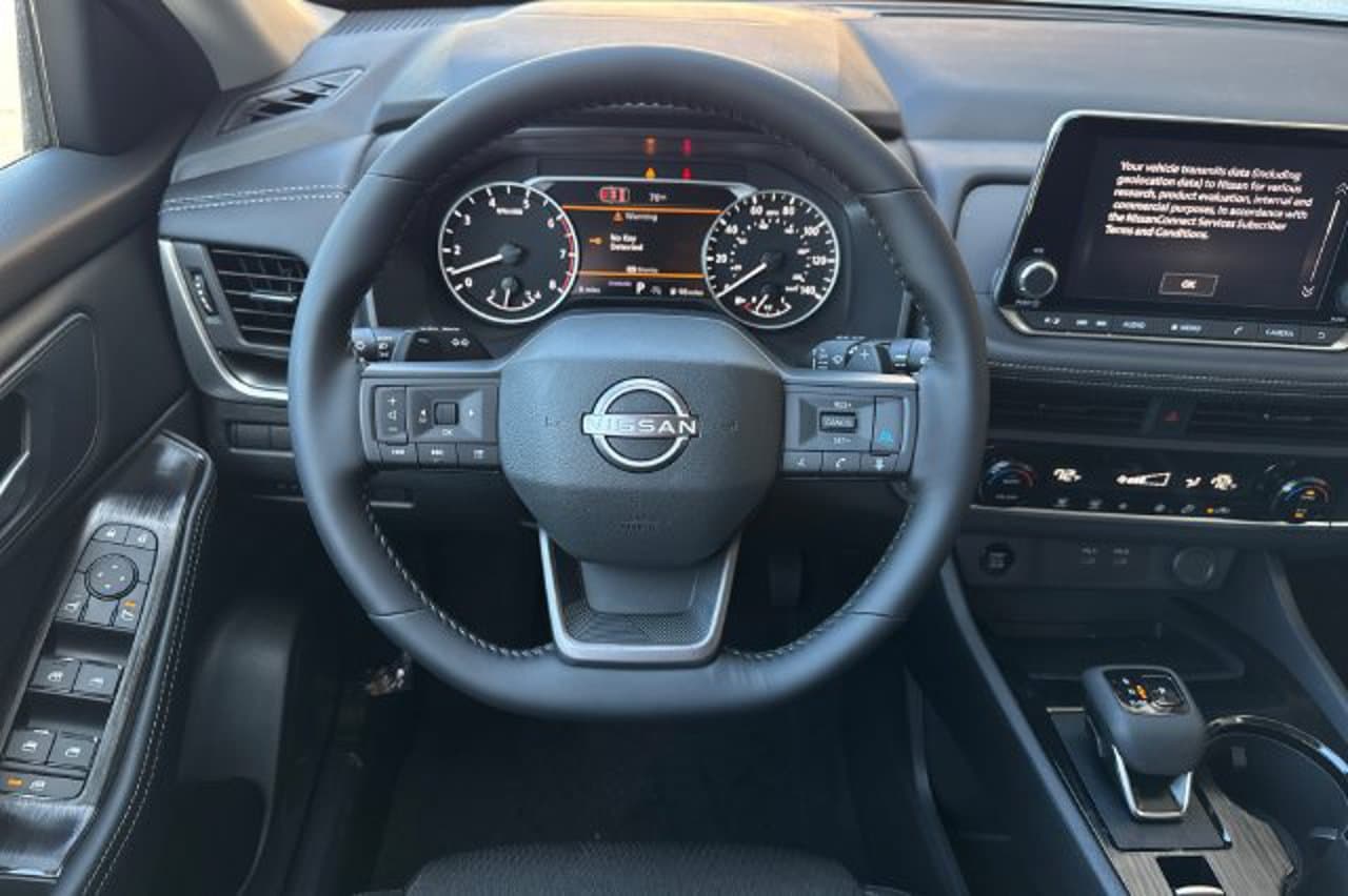 2026 Nissan Rogue SV 11