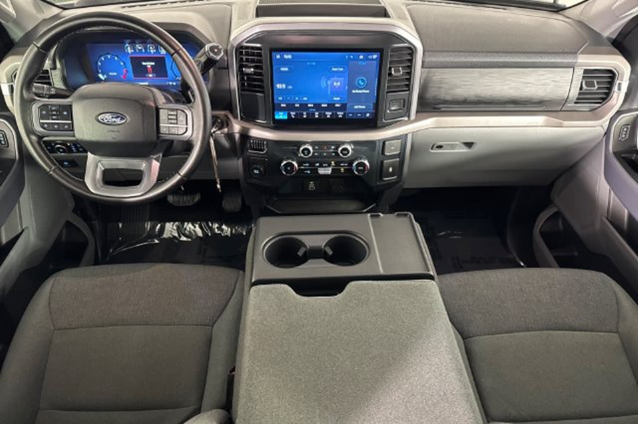 2025 Ford F-150 XLT 11