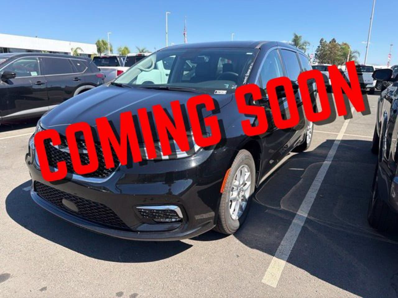 2024 Chrysler Pacifica Touring L 1