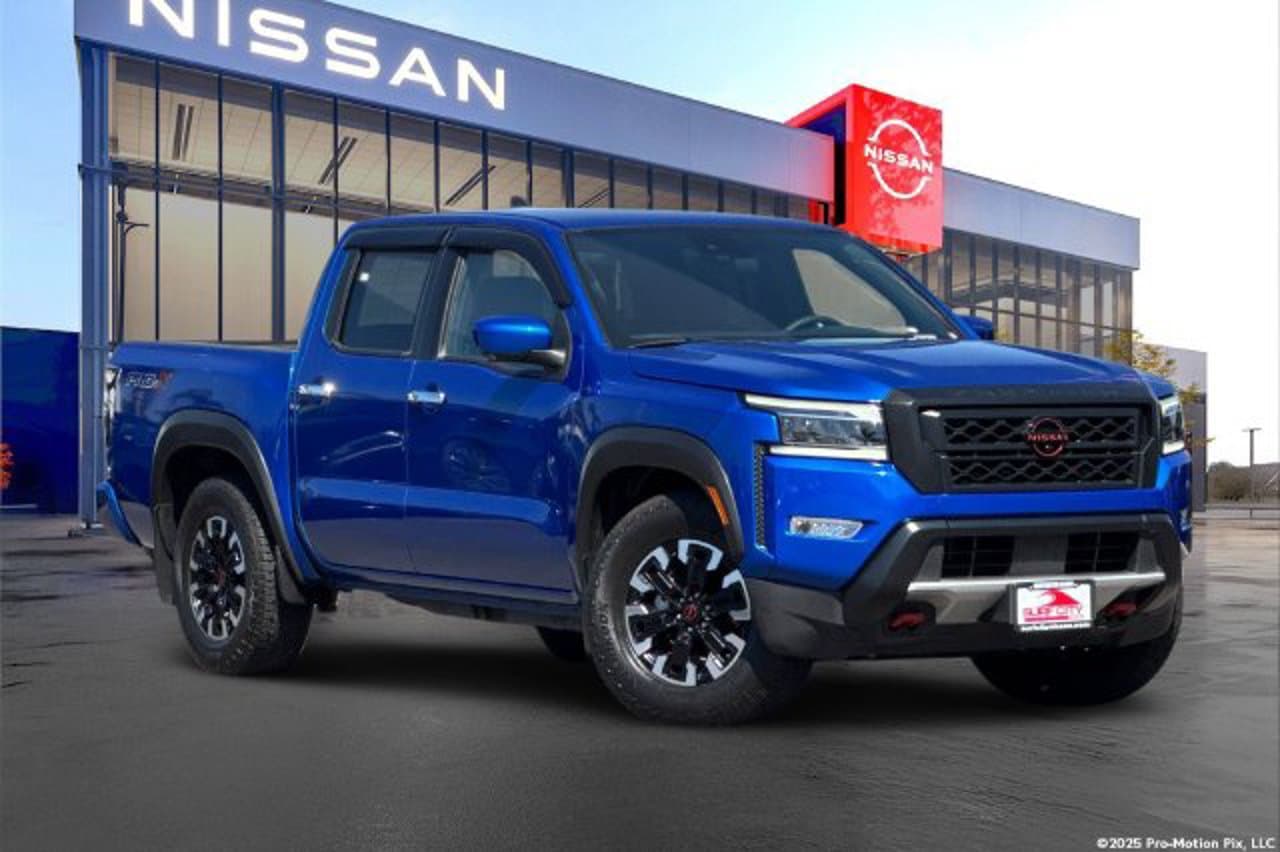 2024 Nissan Frontier PRO-X 2