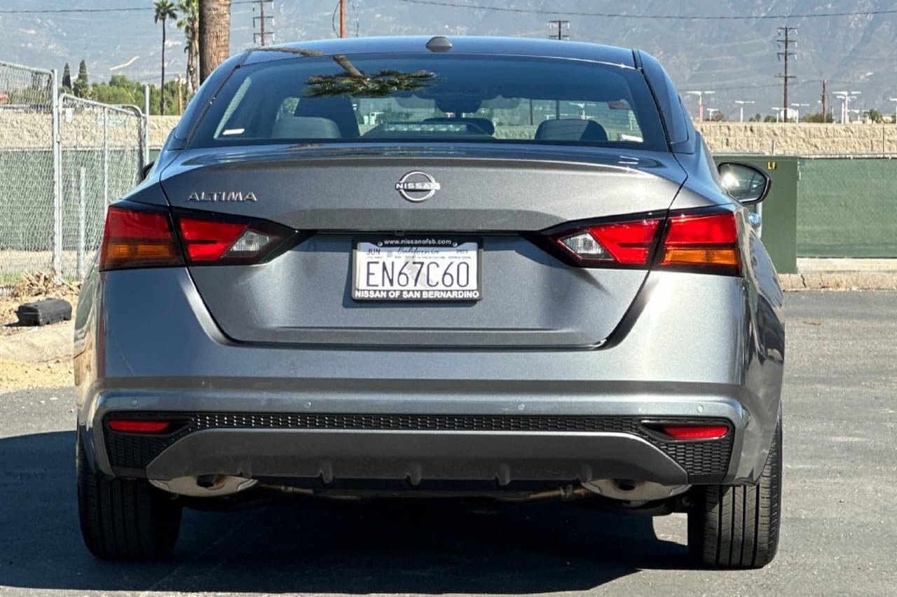 2025 Nissan Altima S 4