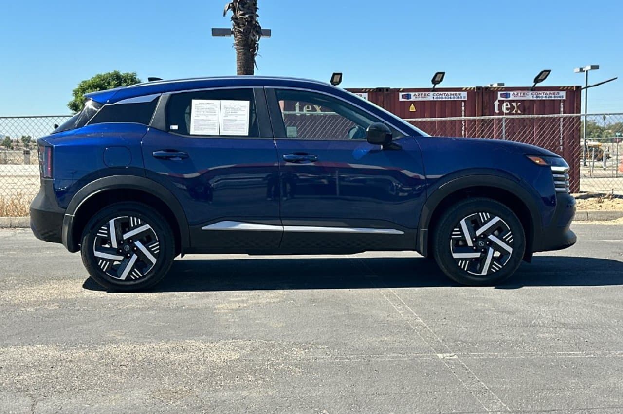 2026 Nissan Kicks SV 2