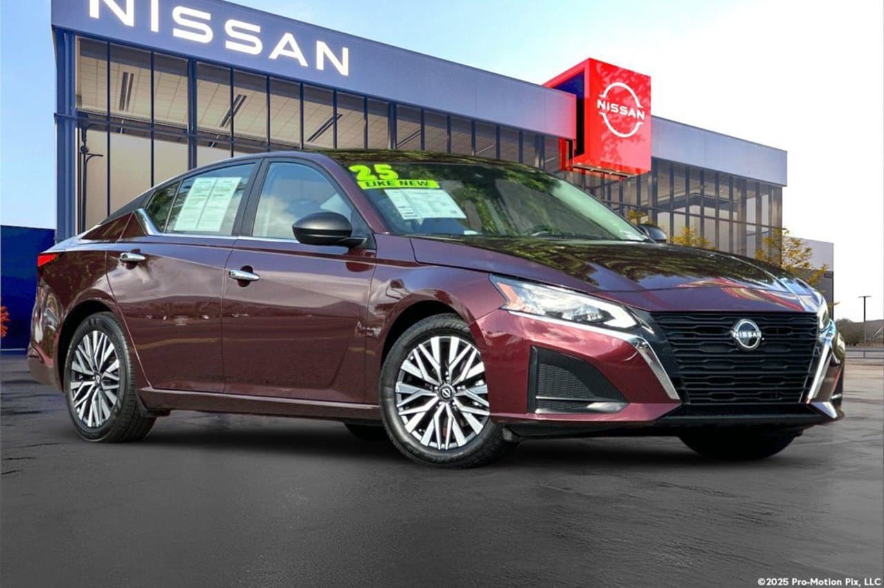 2025 Nissan Altima SV 1