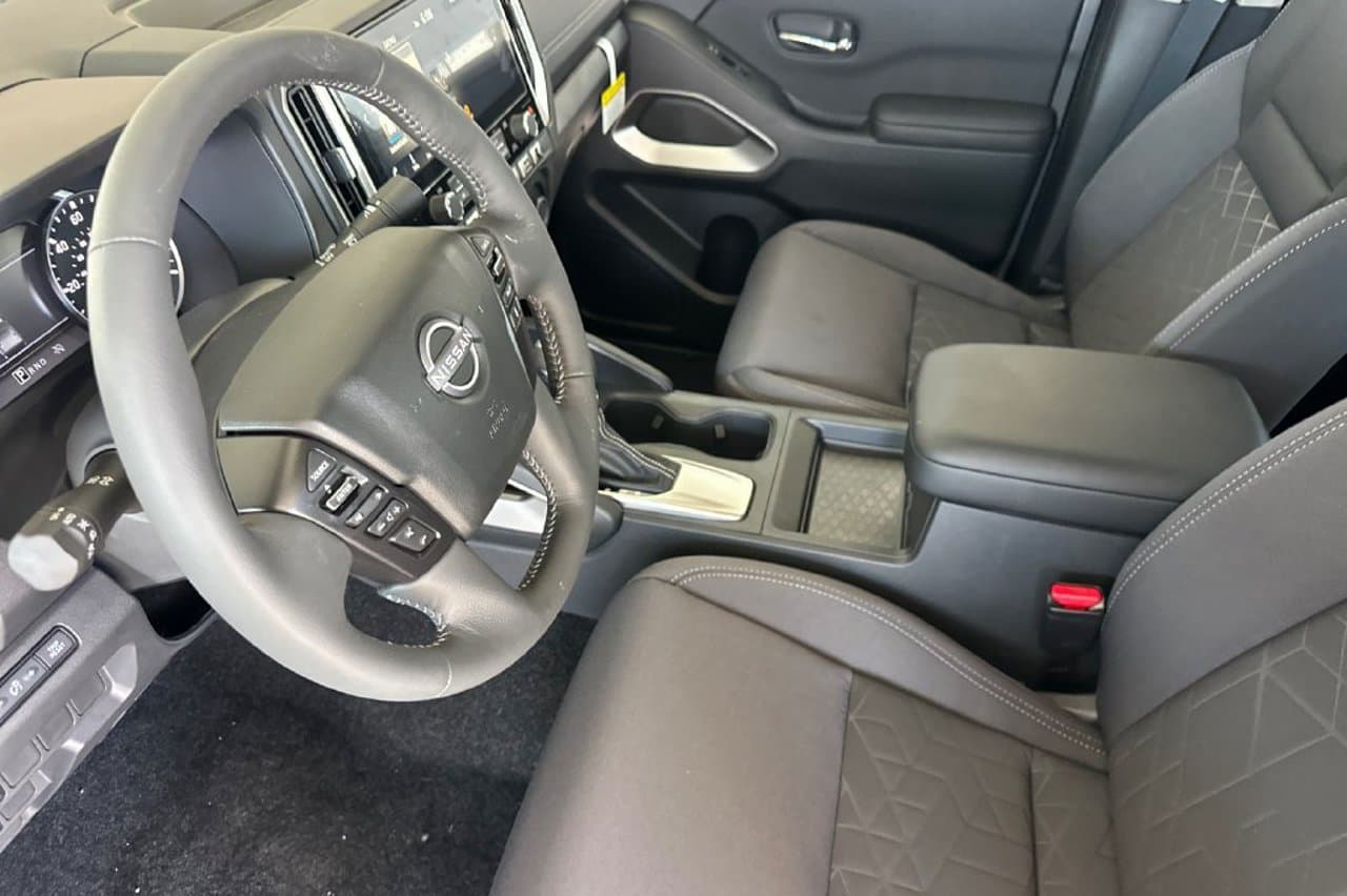 2026 Nissan Frontier SV 7