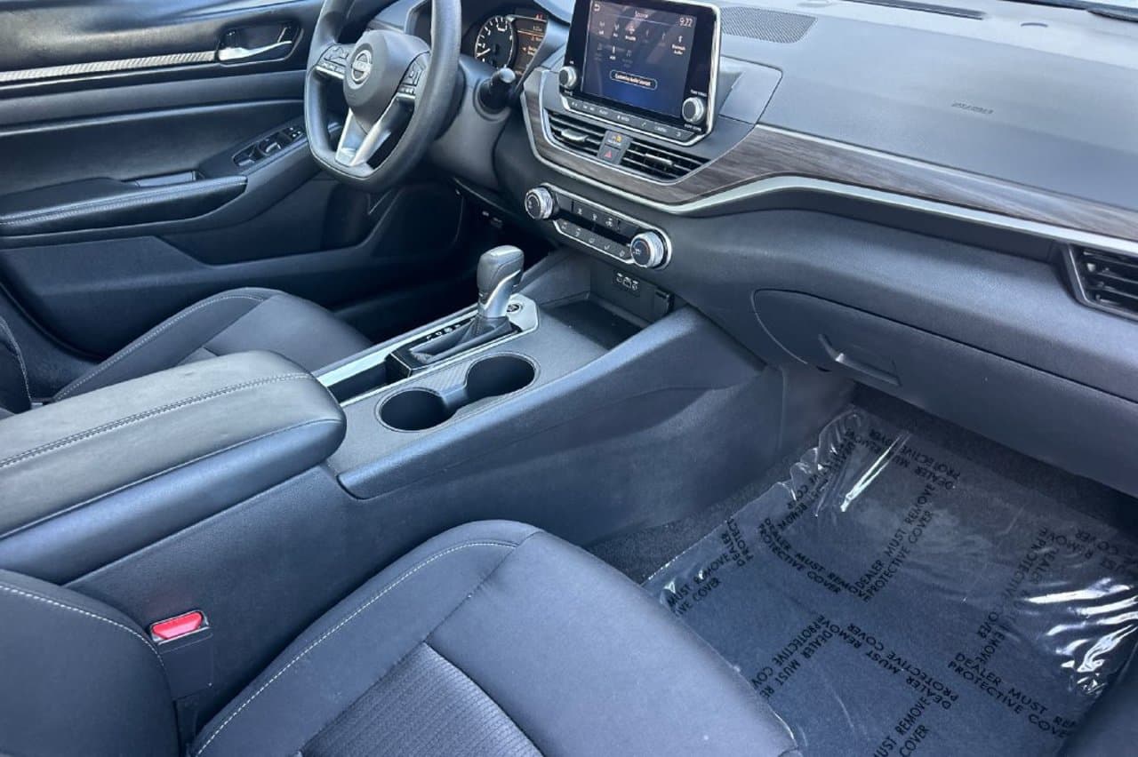 2025 Nissan Altima SV 13