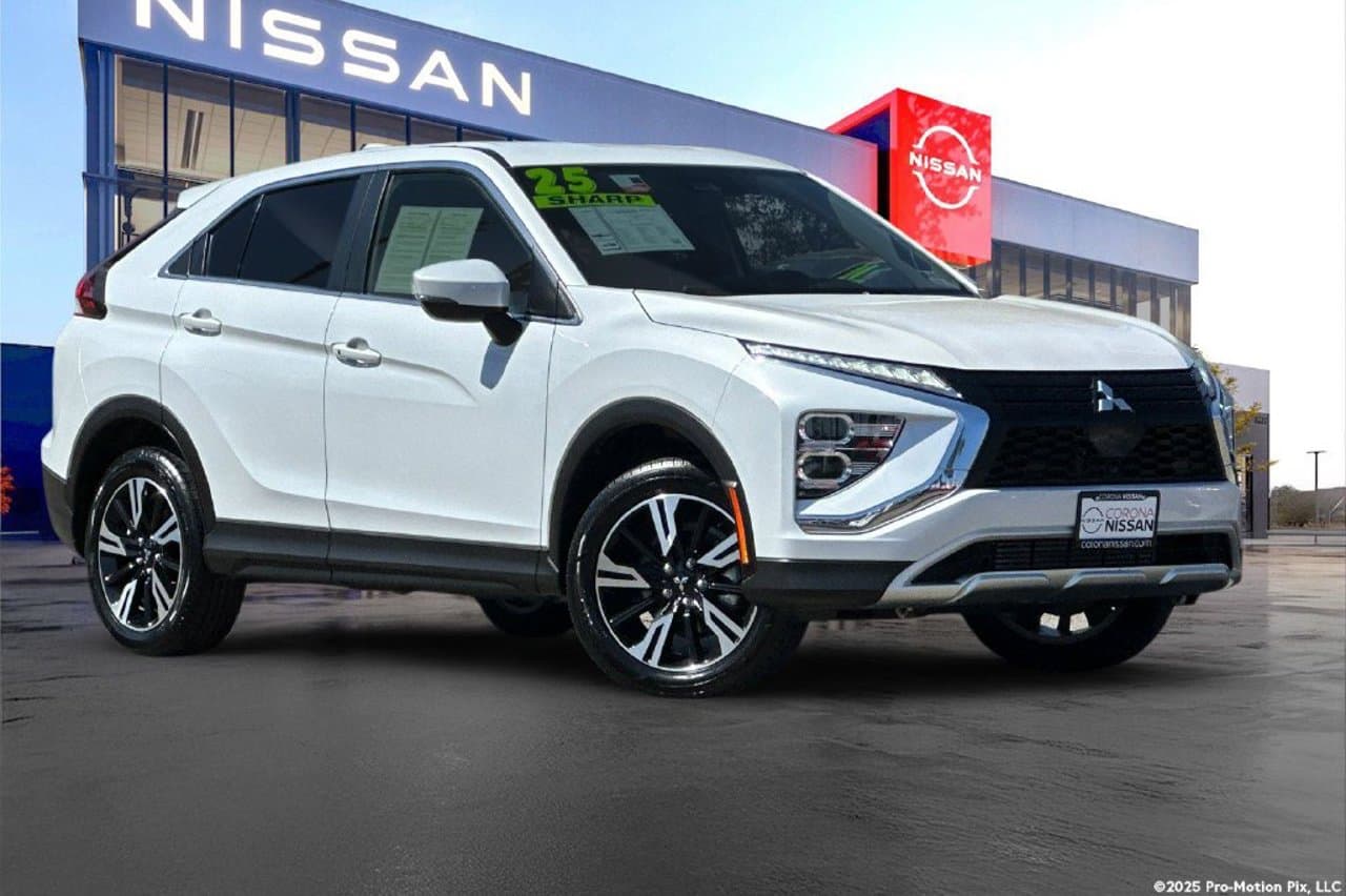 2025 Mitsubishi Eclipse Cross 2