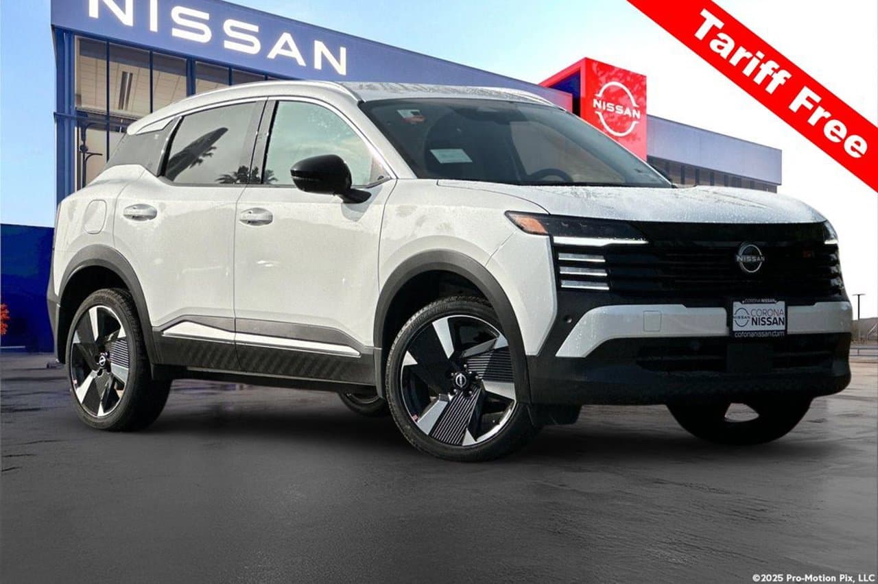 2026 Nissan Kicks SR 1