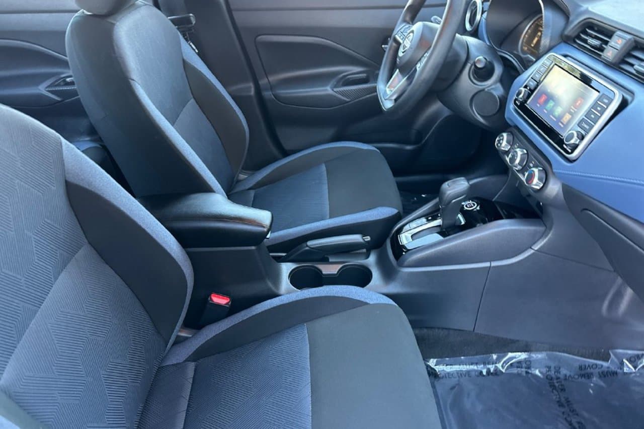 2025 Nissan Versa SV 12