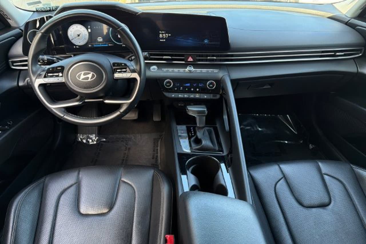 2024 Hyundai Elantra Limited 11