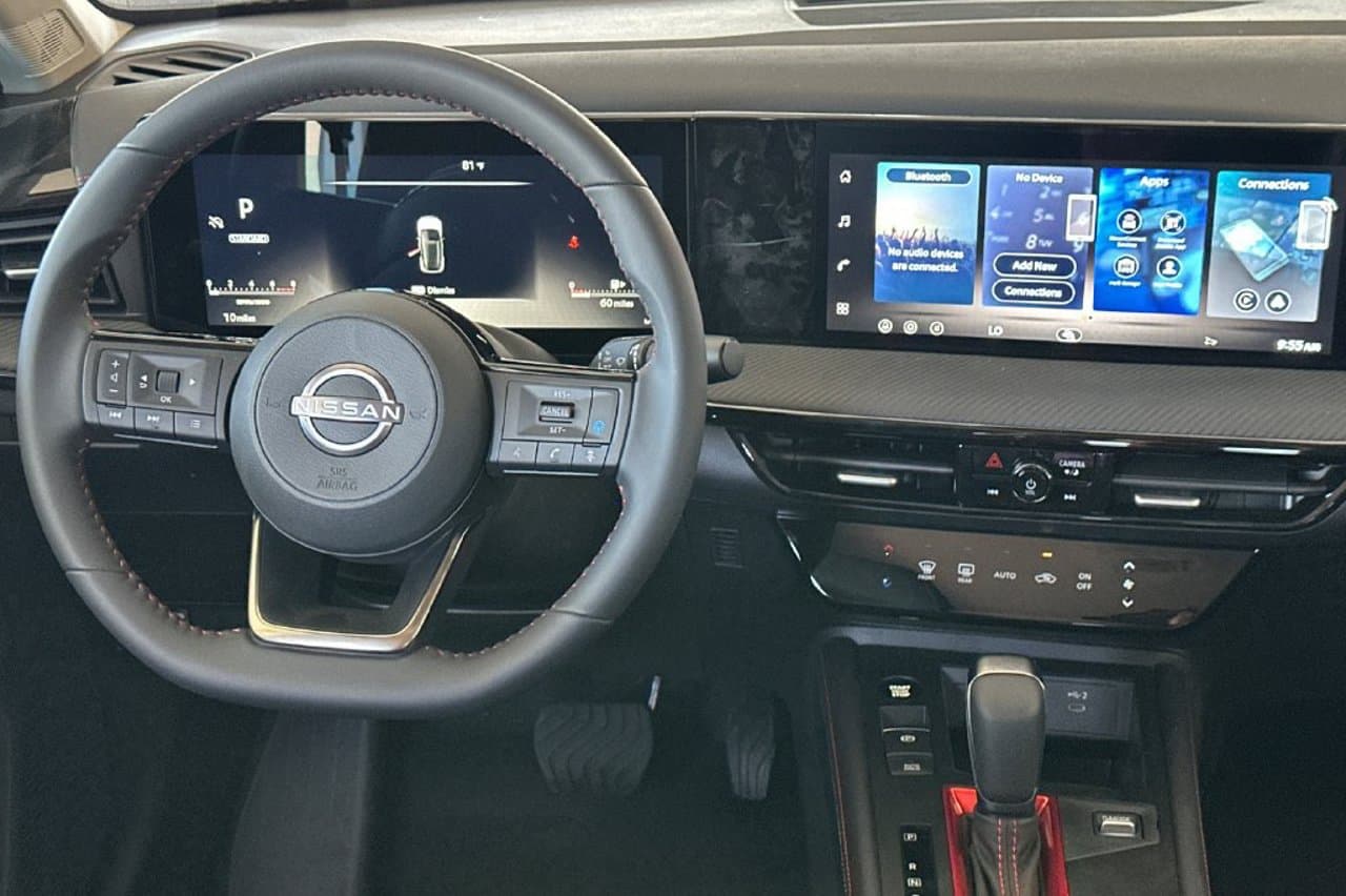 2026 Nissan Kicks SR 11