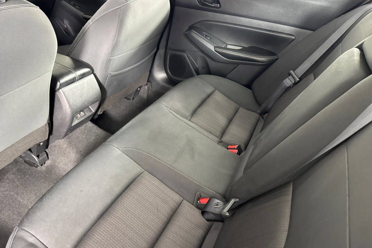 2024 Nissan Altima 2.5 SV 9