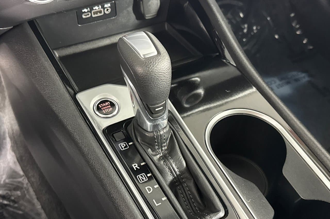 2024 Nissan Altima 2.5 SV 17