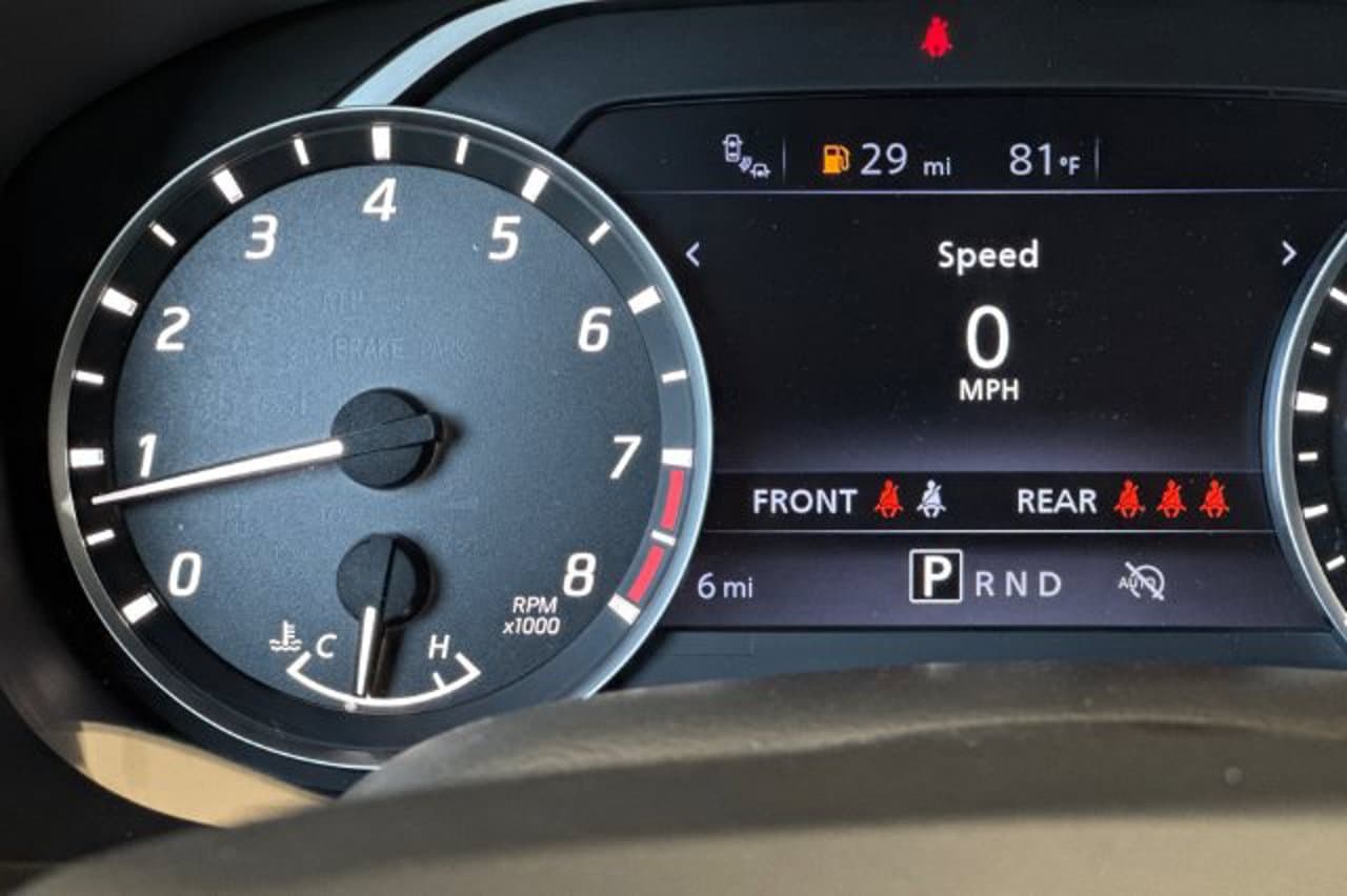 2027 Nissan Frontier SV 21
