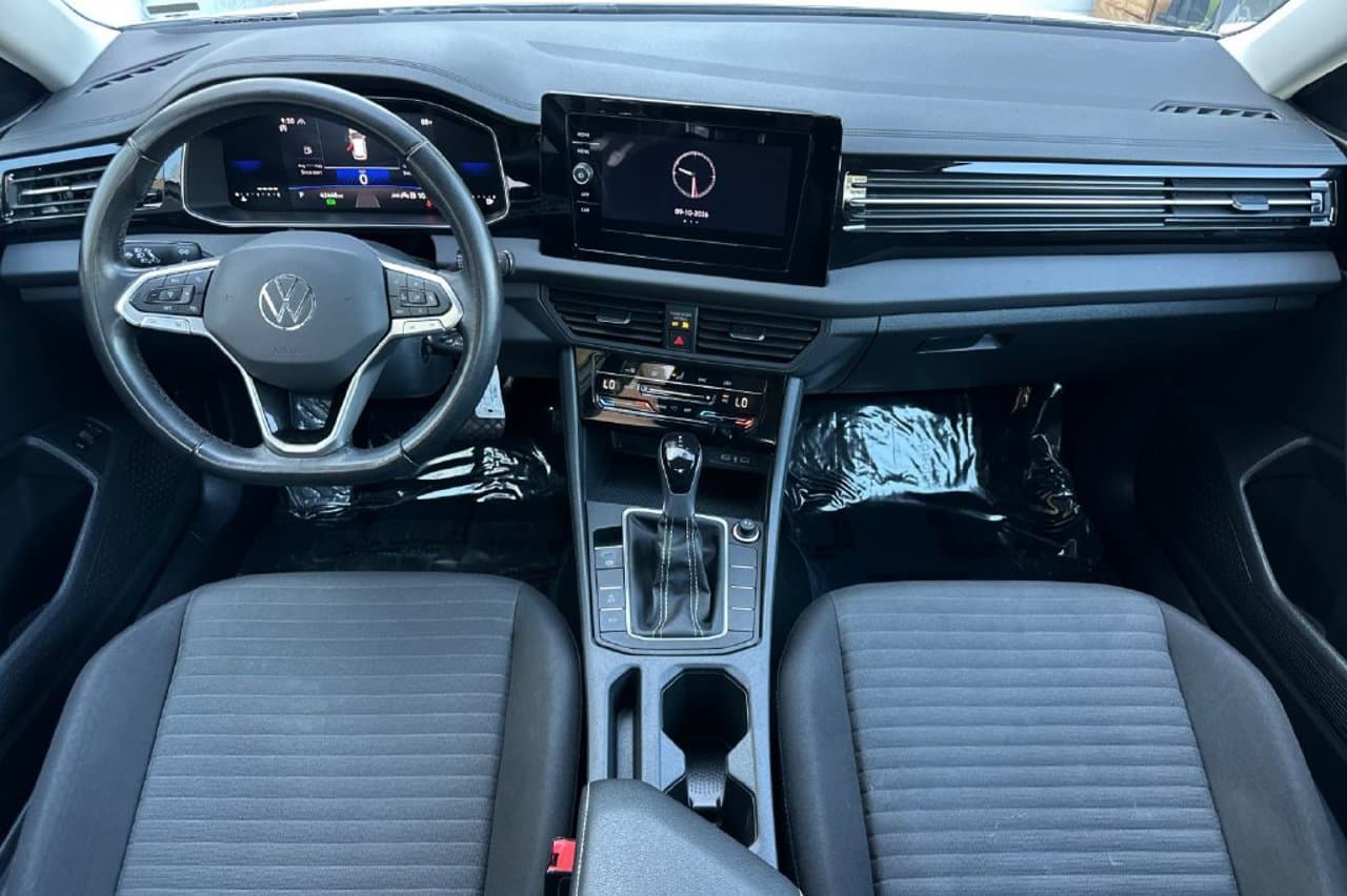 2025 Volkswagen Jetta S 11