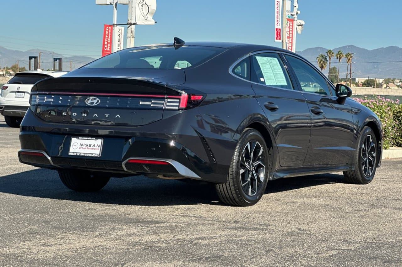 2025 Hyundai Sonata SEL 3
