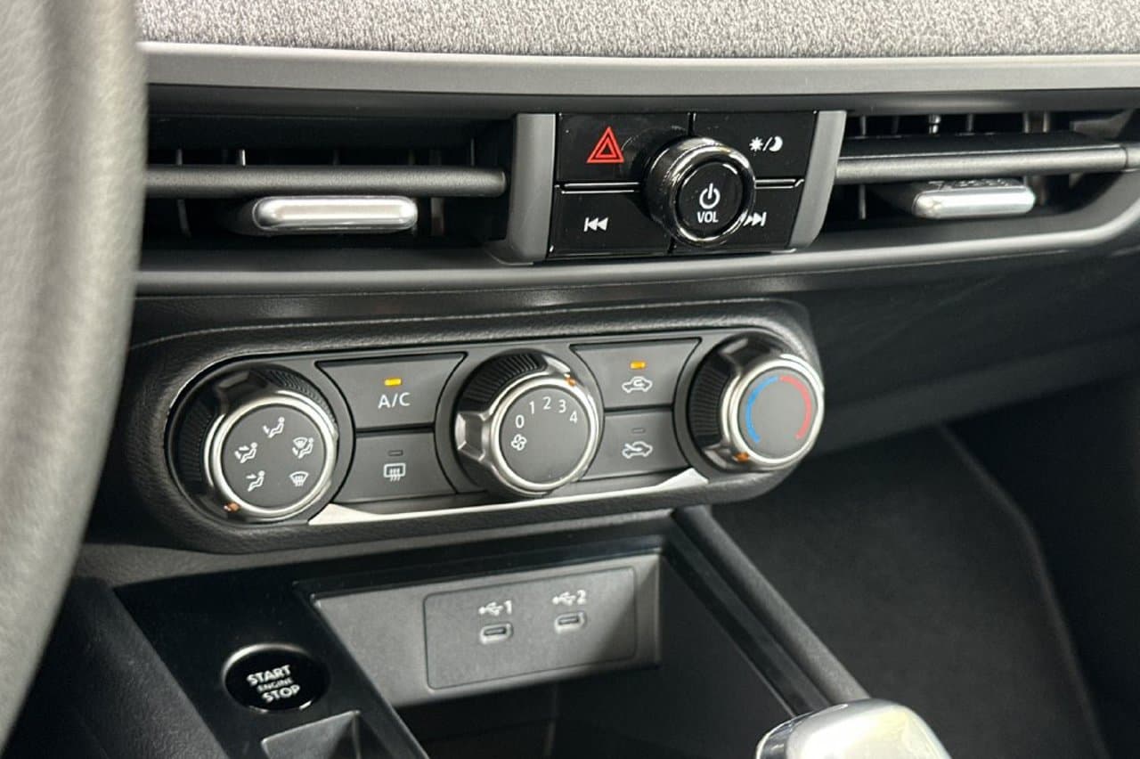 2027 Nissan Kicks S 17