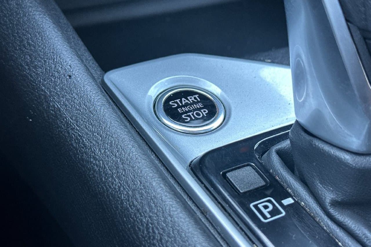 2025 Nissan Altima SV 18