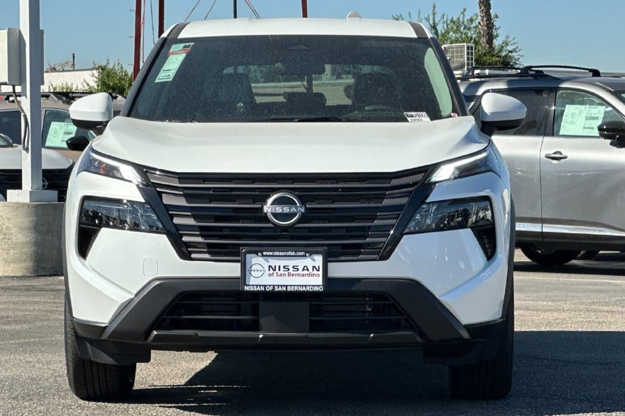 2026 Nissan Rogue SV 6