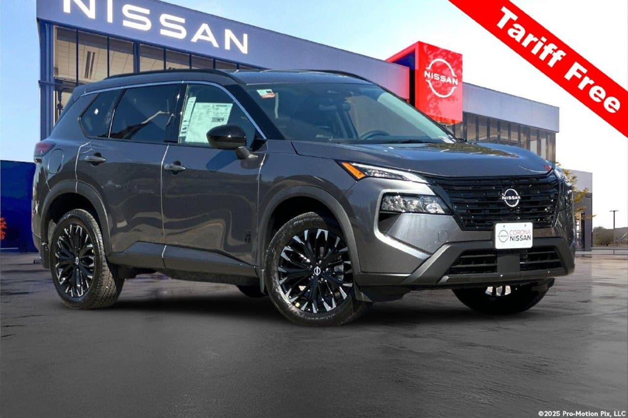 2027 Nissan Rogue Dark Armor 1