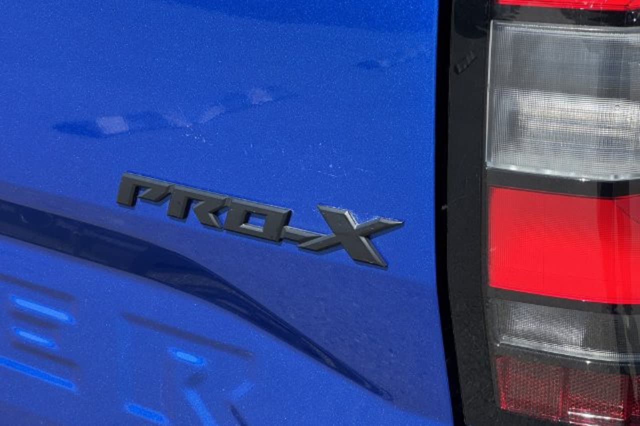 2024 Nissan Frontier PRO-X 24